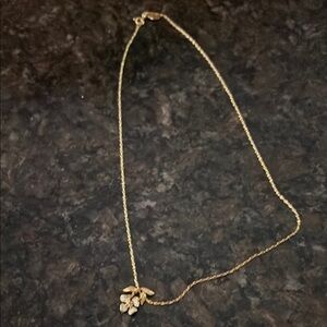 Avon Elegant Gold Necklace with Leaf Pendant Layering